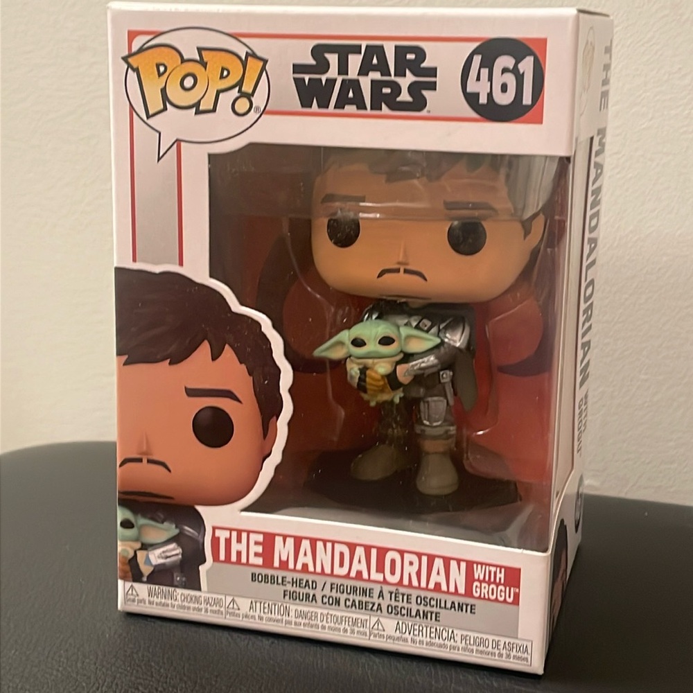 The Mandalorian with Grogu Bobble-Head